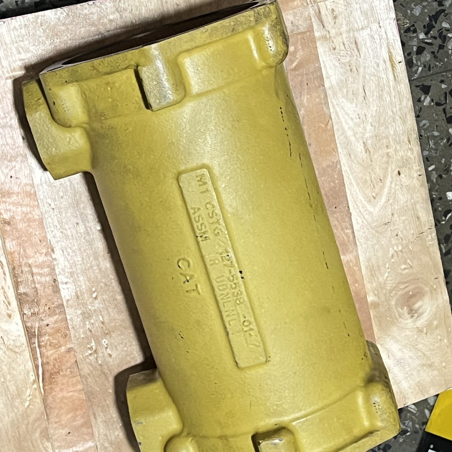 Enfriador de aceite, CAT · Motor C9